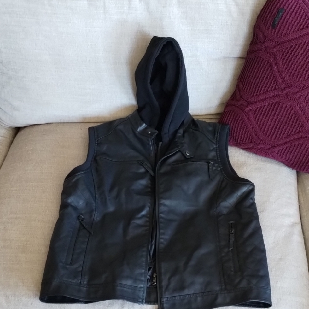 BLACK LEATHER VEST WITH COTTON HOOD XL